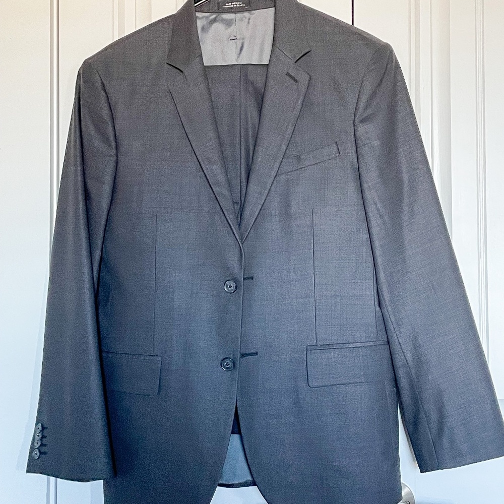 Men's Suit Jacket and Pants